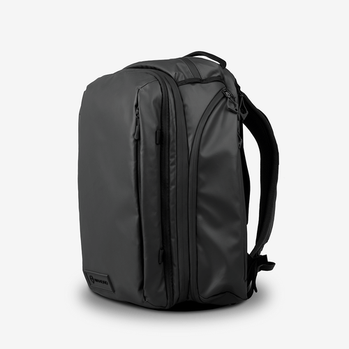 transit-travel-backpack-black-front-variant_ids-40190470717520-40190470783056