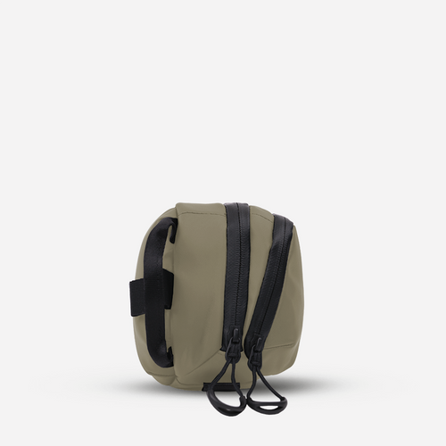 large-tan-tech-bag-variant_ids-39922325291088