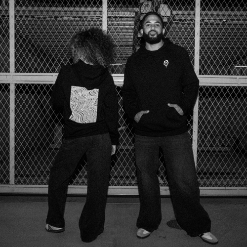 h-o-e-fw-2024-hoodie-front-and-back-on-male-and-female-variant_ids-40910127005776-40910127038544-40910127071312-40910127104080-40910127136848