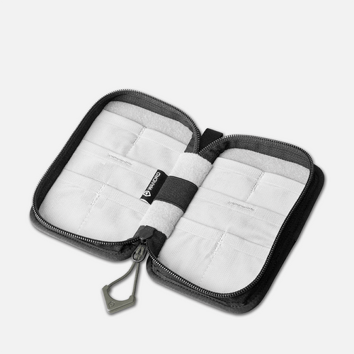 green-memory-card-case-open-variant_ids-40875393024080
