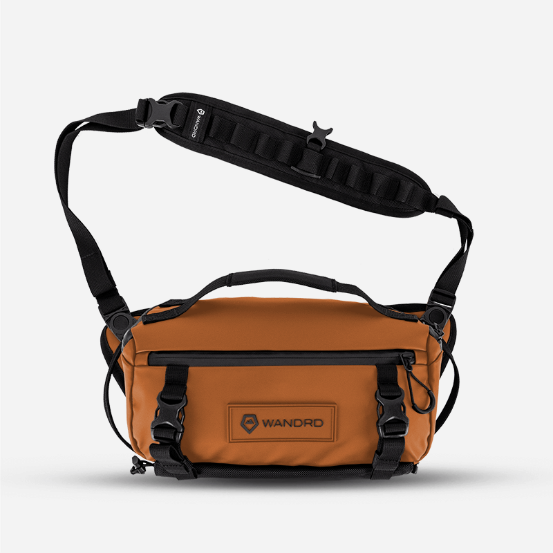 WANDRD ROGUE Sling 9L V2 Yuma Tan - Sac photo compact étanche WANDRD ROGUE Sling 9L V2 Yuma Tan - Sac photo compact étanche